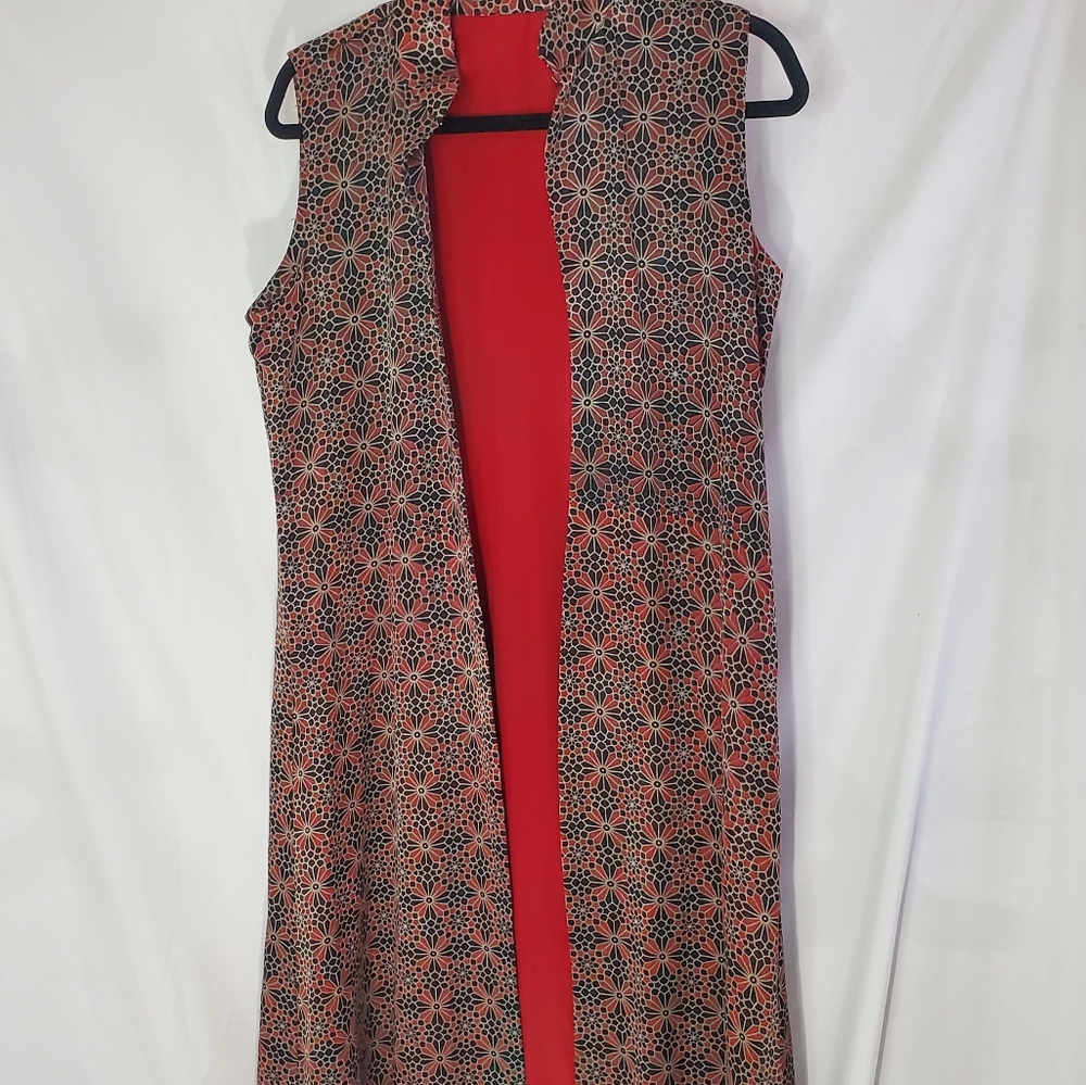 Sleeveless Floral Duster